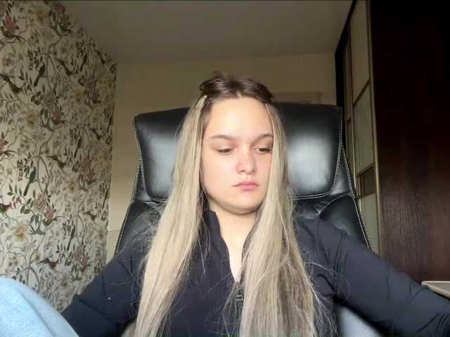 AnnaHoupt live cam on BongaCams