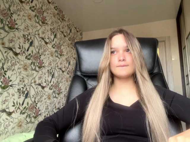 AnnaHoupt live cam on BongaCams