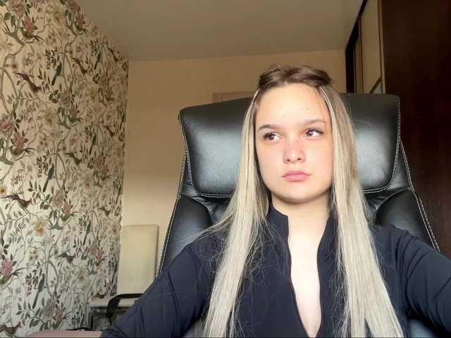 AnnaHoupt