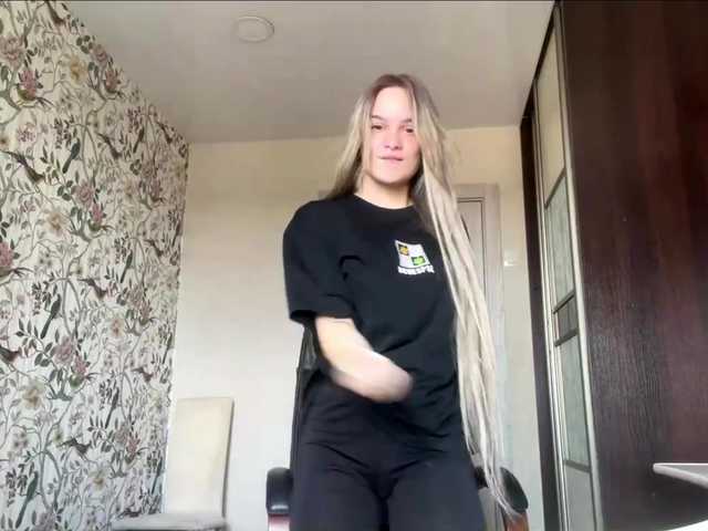 AnnaHoupt live cam on BongaCams