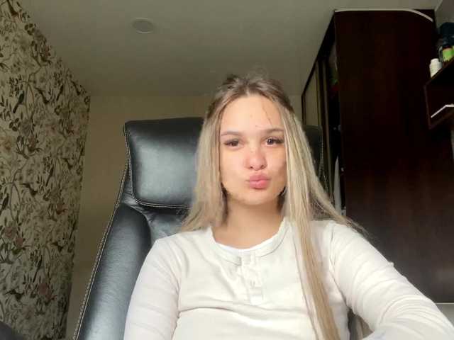 AnnaHoupt