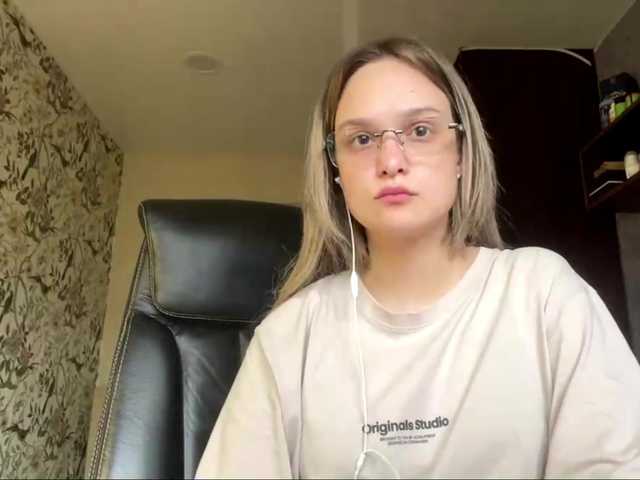 AnnaHoupt