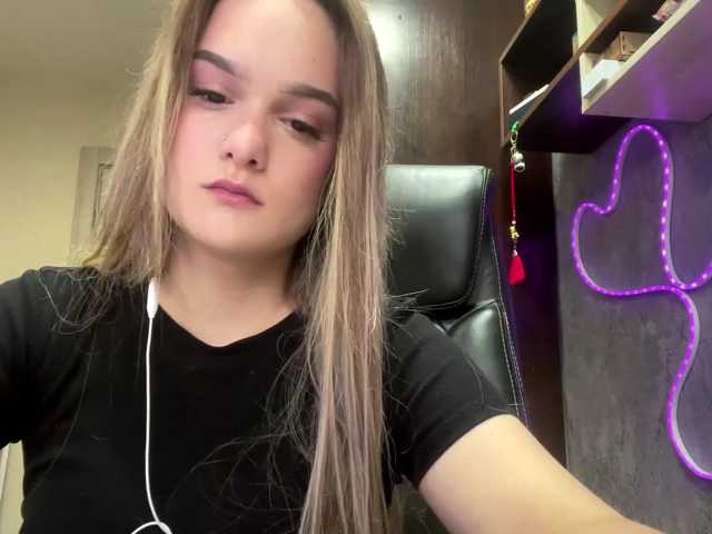 AnnaHoupt