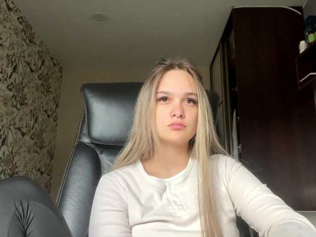 AnnaHoupt live cam on BongaCams