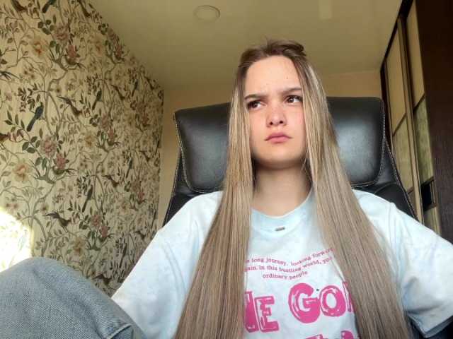 AnnaHoupt live cam on BongaCams