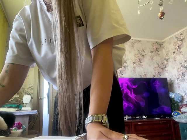 AnnaHoupt live cam on BongaCams