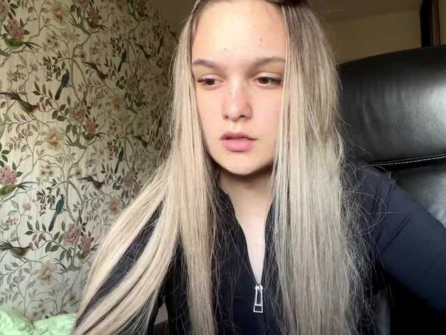 AnnaHoupt live cam on BongaCams
