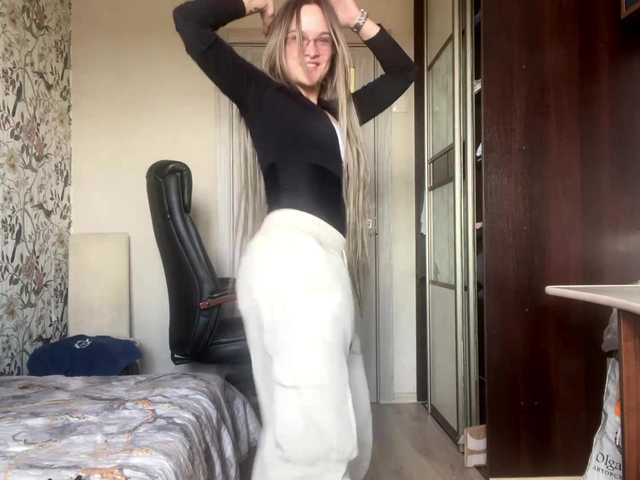AnnaHoupt live cam on BongaCams