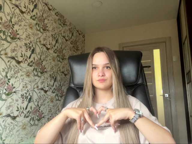 AnnaHoupt
