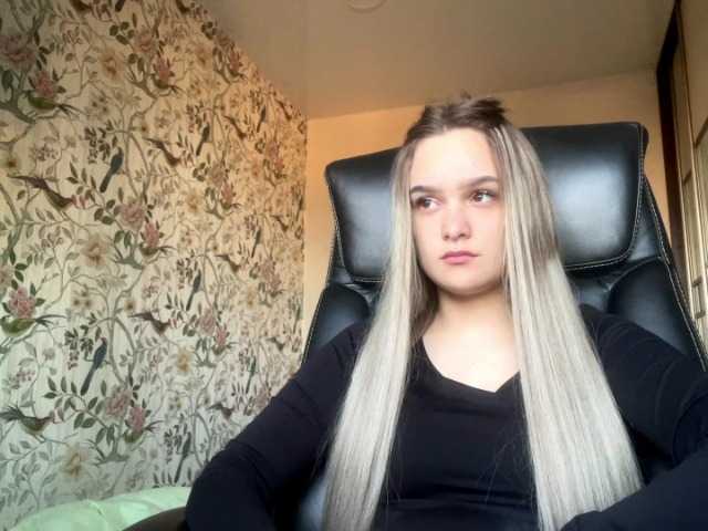 AnnaHoupt live cam on BongaCams