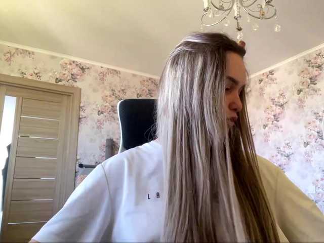 AnnaHoupt live cam on BongaCams