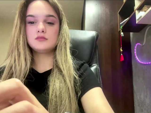 AnnaHoupt live cam on BongaCams