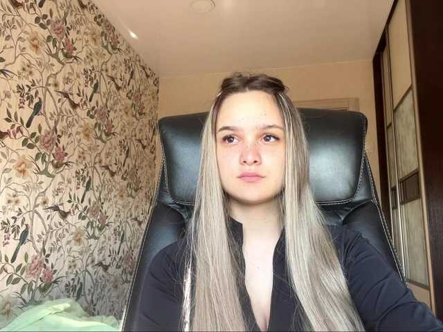 AnnaHoupt