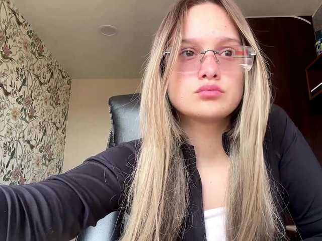 AnnaHoupt