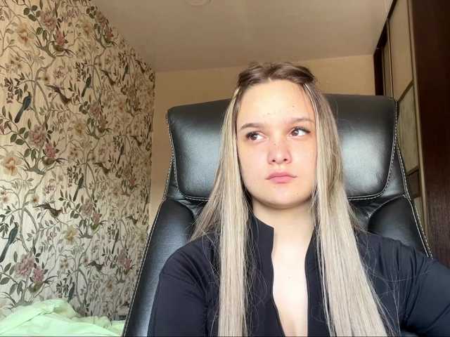 AnnaHoupt