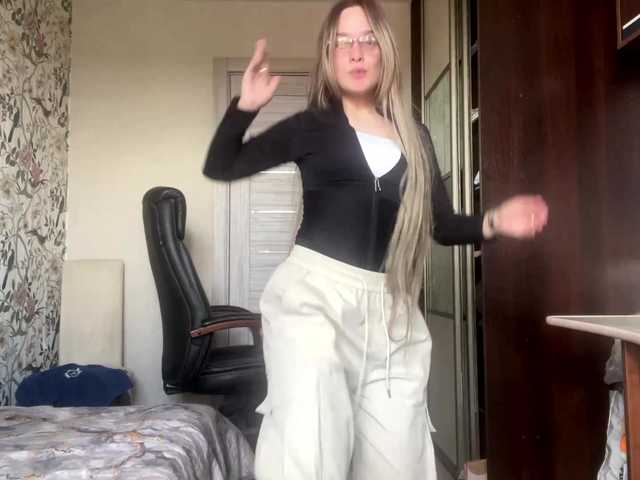 AnnaHoupt