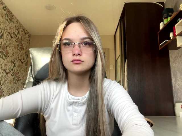 AnnaHoupt