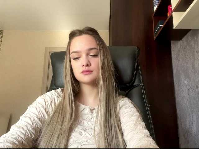 AnnaHoupt