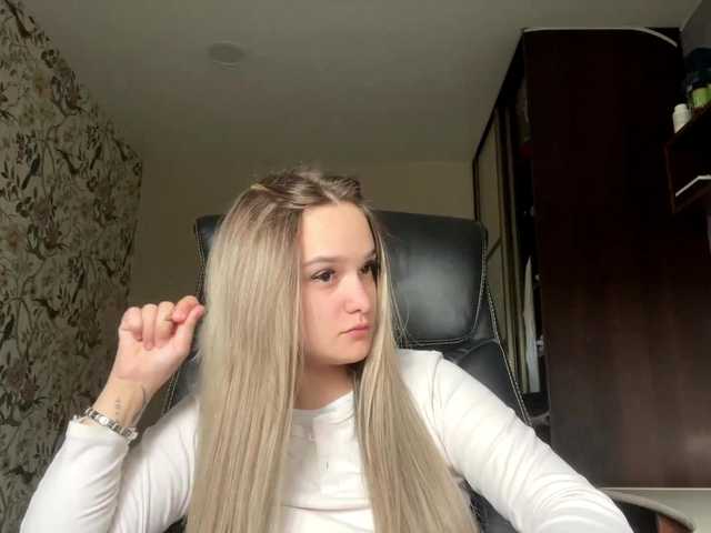 AnnaHoupt