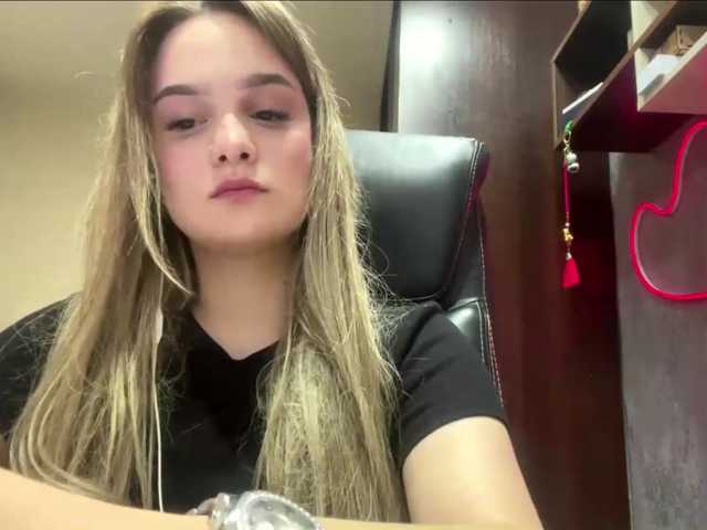 AnnaHoupt live cam on BongaCams