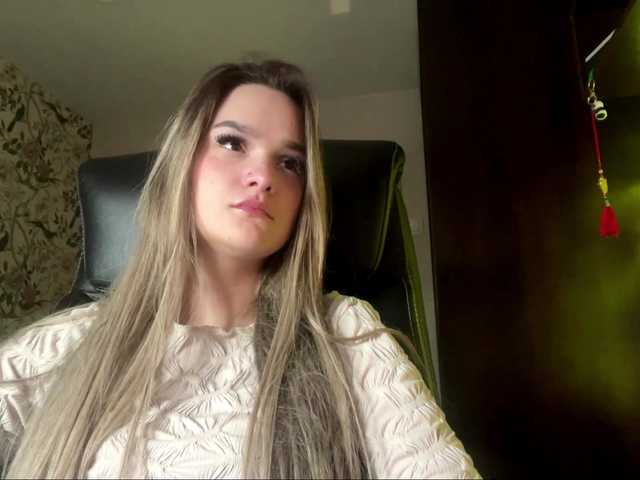 AnnaHoupt
