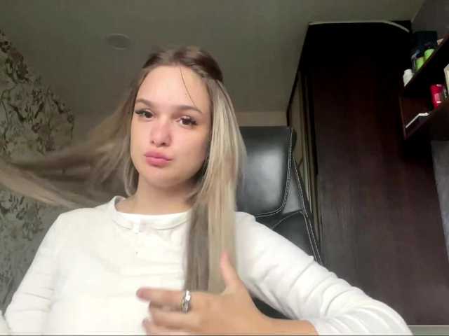 AnnaHoupt