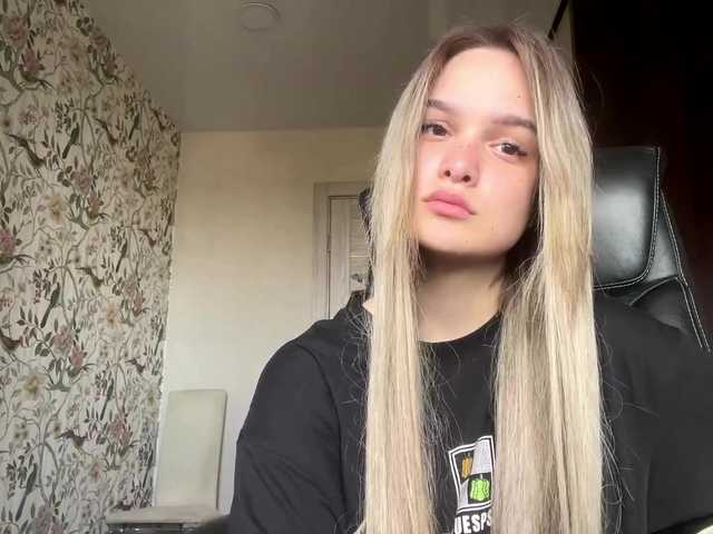 AnnaHoupt