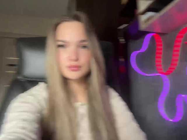 AnnaHoupt live cam on BongaCams