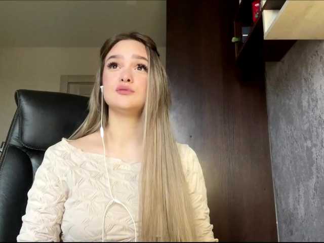 AnnaHoupt