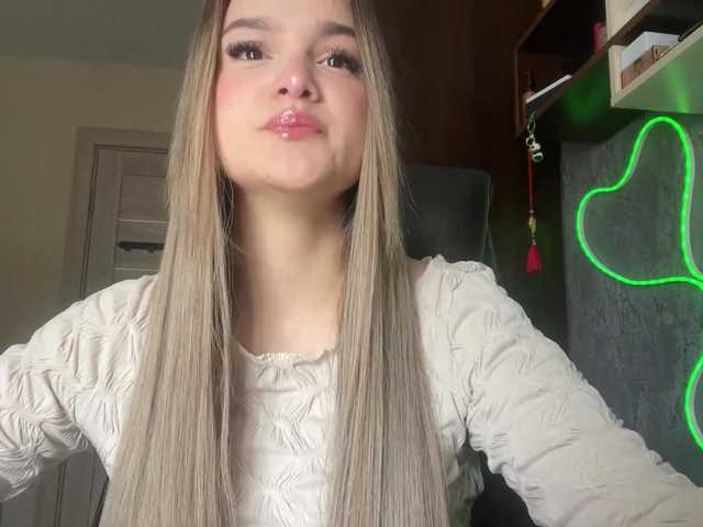 AnnaHoupt live cam on BongaCams