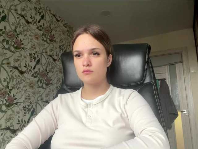 AnnaHoupt live cam on BongaCams
