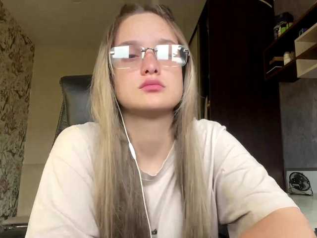 AnnaHoupt