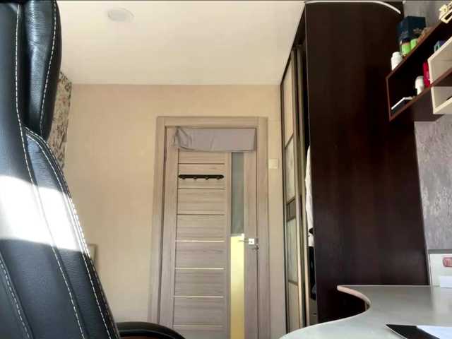 AnnaHoupt