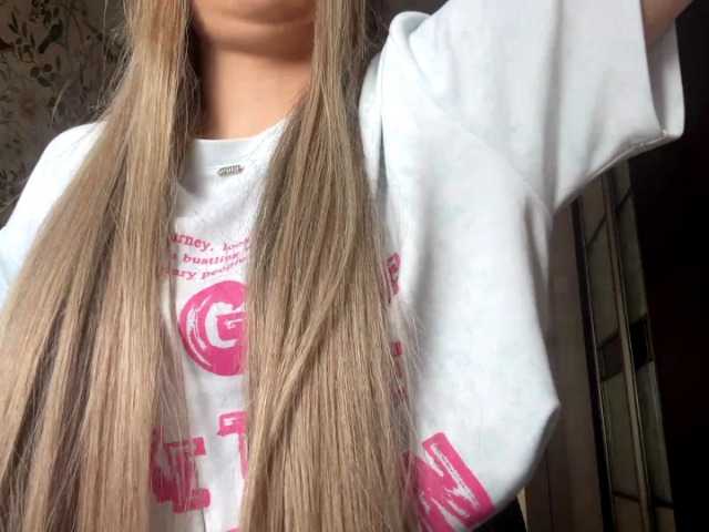 AnnaHoupt live cam on BongaCams