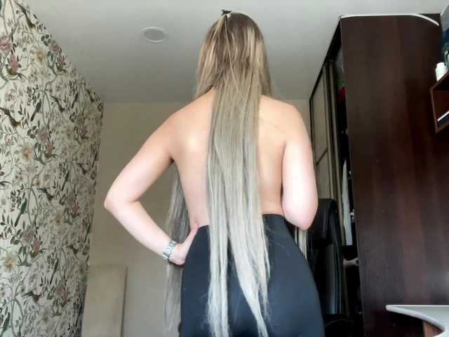 AnnaHoupt