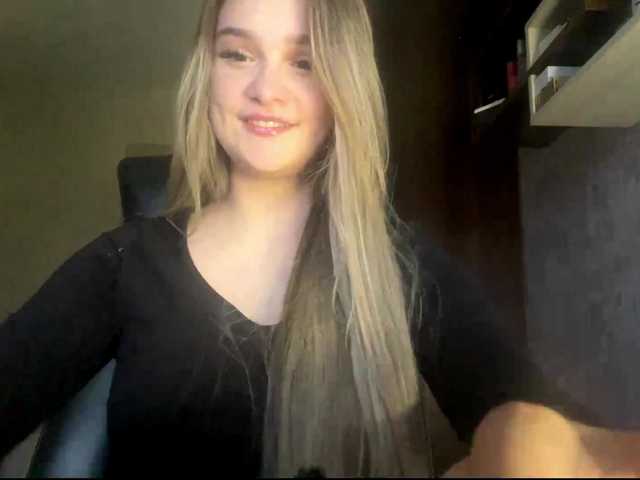 AnnaHoupt live cam on BongaCams