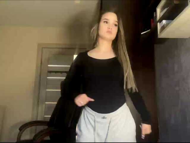AnnaHoupt