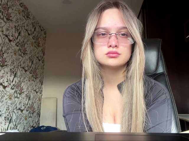 AnnaHoupt