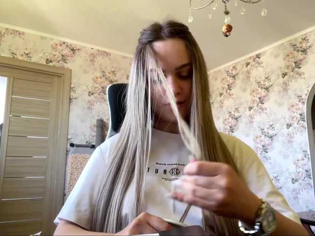 AnnaHoupt