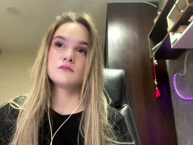 AnnaHoupt live cam on BongaCams