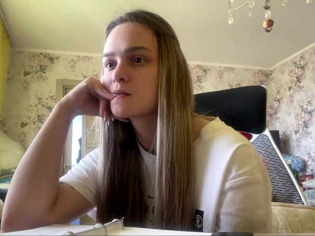 AnnaHoupt live cam on BongaCams