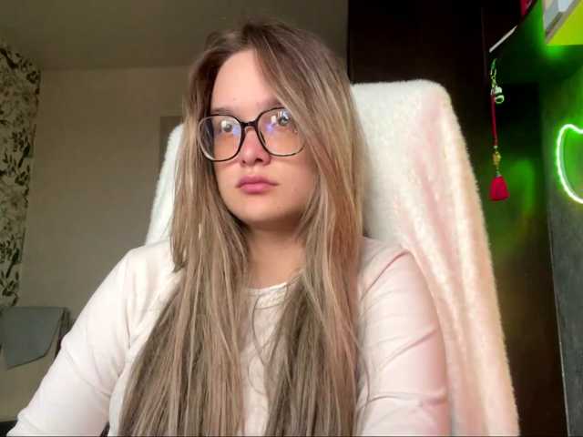 AnnaHoupt live cam on BongaCams