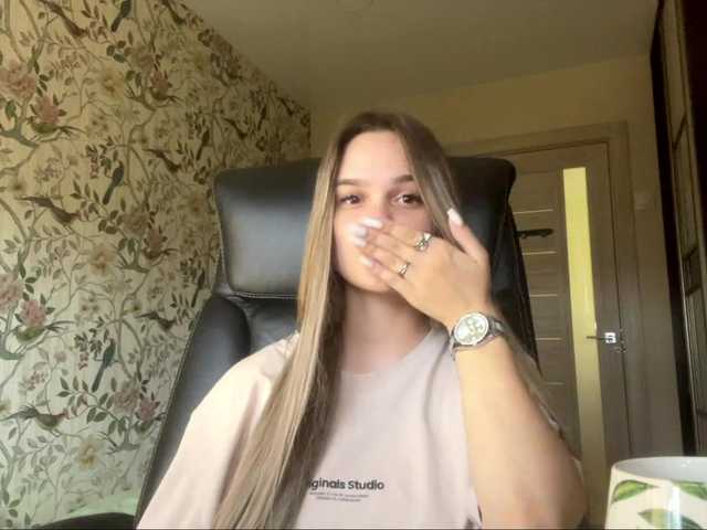 AnnaHoupt live cam on BongaCams