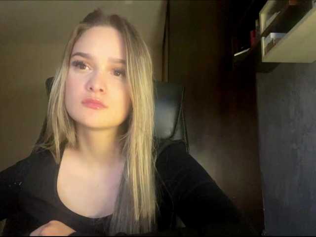 AnnaHoupt