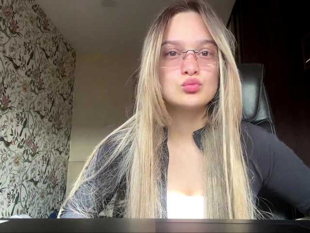 AnnaHoupt live cam preview