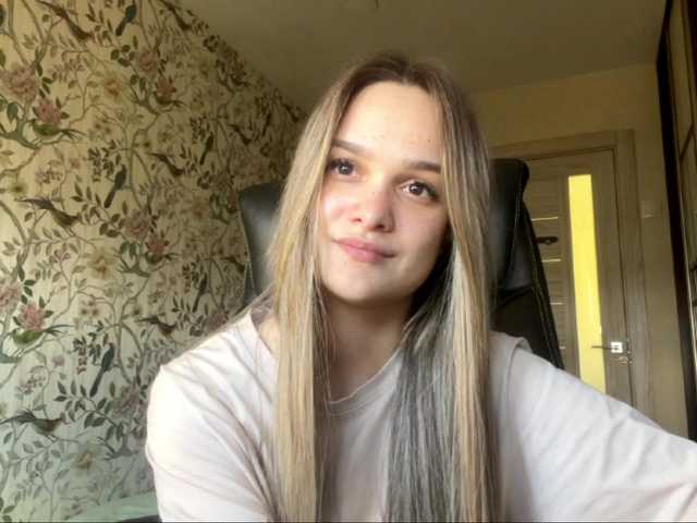 AnnaHoupt live cam on BongaCams