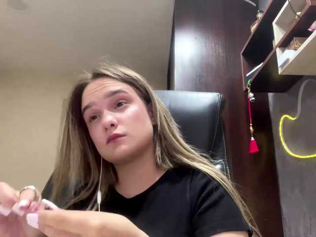 AnnaHoupt