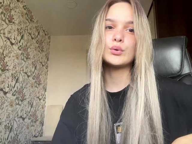 AnnaHoupt