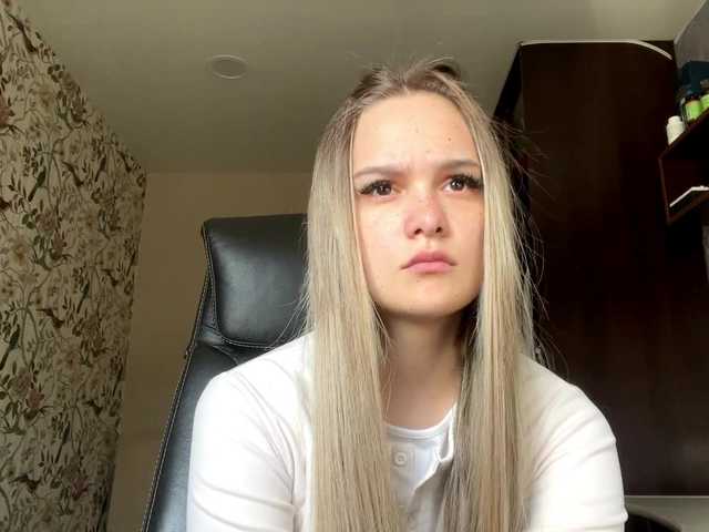 AnnaHoupt live cam on BongaCams