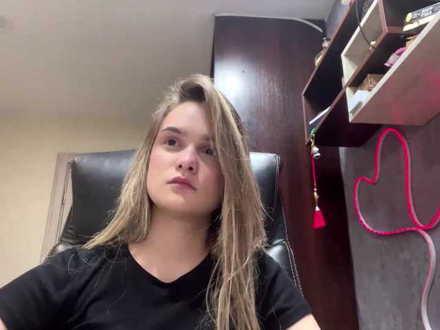 AnnaHoupt